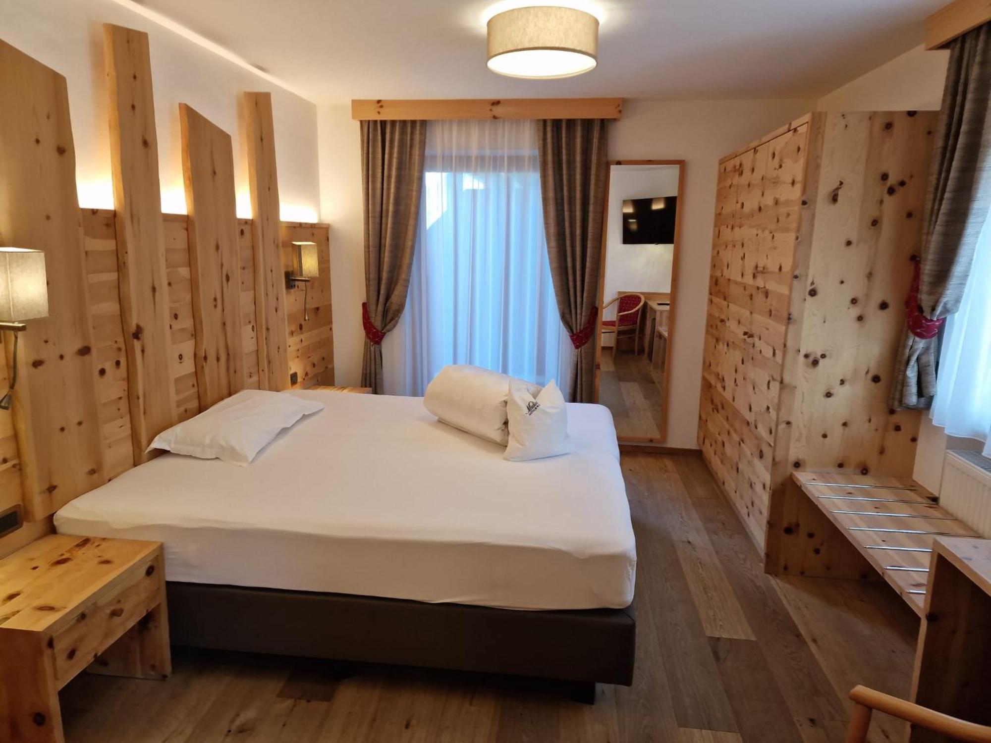 Hotel Muliac Сельва-ді-Валь-Гардена Екстер'єр фото