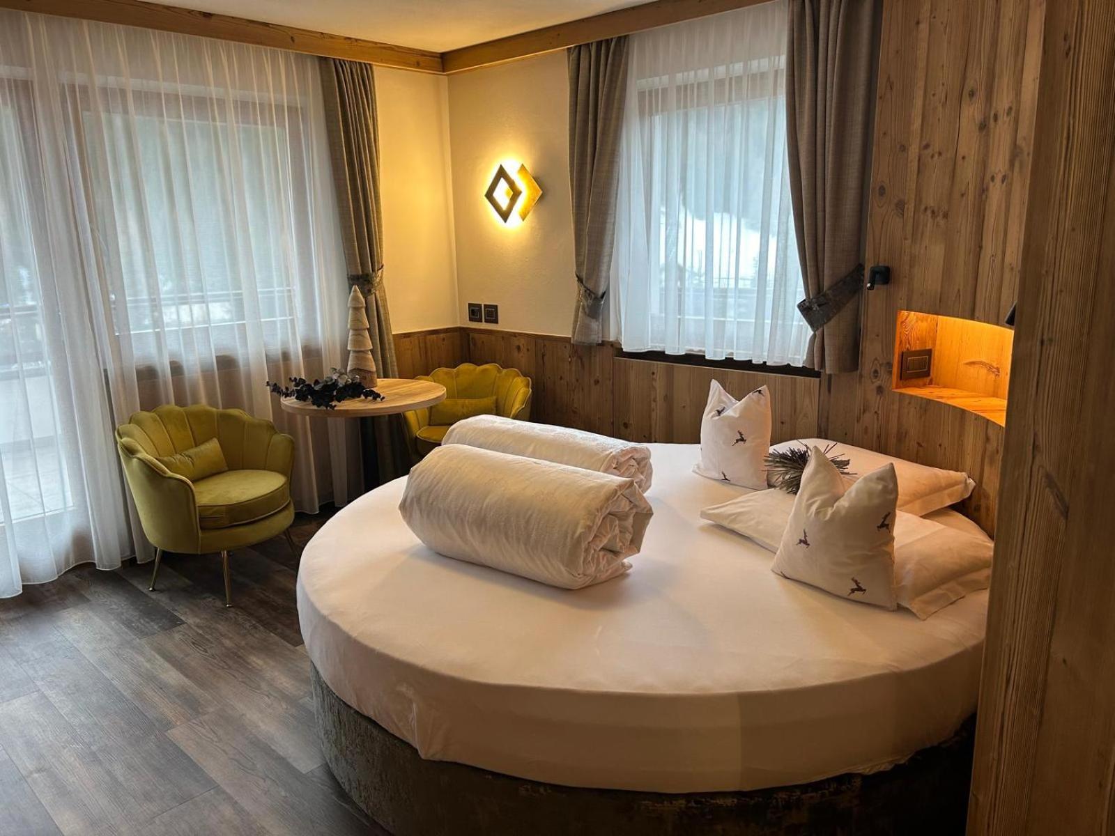 Hotel Muliac Сельва-ді-Валь-Гардена Екстер'єр фото