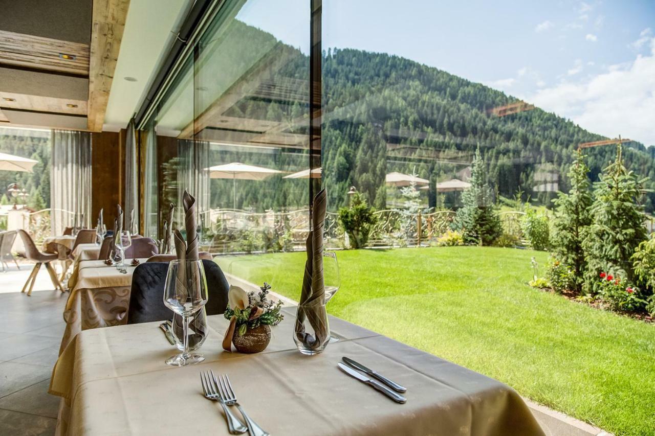 Hotel Muliac Сельва-ді-Валь-Гардена Екстер'єр фото