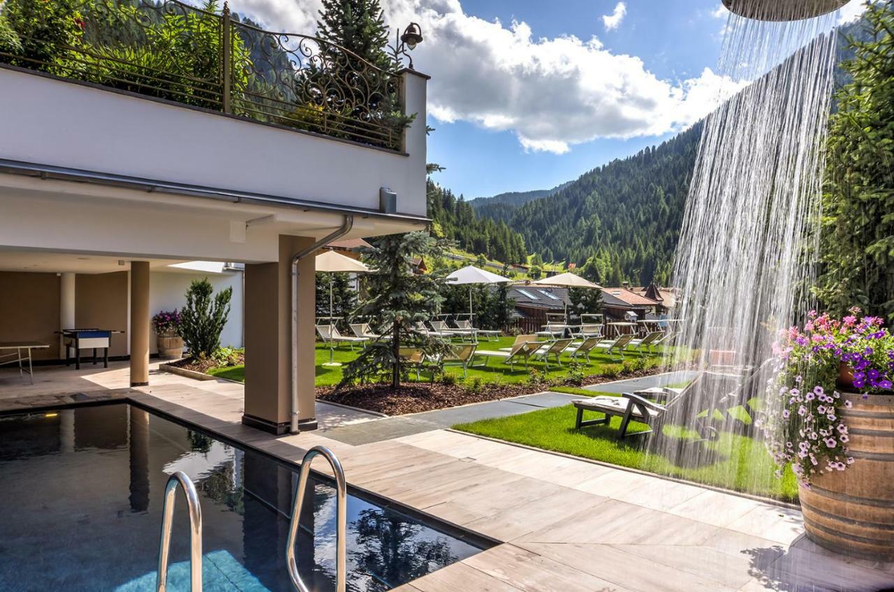 Hotel Muliac Сельва-ді-Валь-Гардена Екстер'єр фото